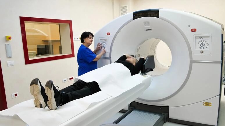 Un’importante trasformazione è in corso nel reparto di Medicina nucleare dell’ospedale di Lucca, grazie a un intervento di riqualificazione tecnologica... Un’importante trasformazione è in corso nel reparto di Medicina nucleare dell’ospedale di Lucca, grazie a un intervento di riqualificazione tecnologica...