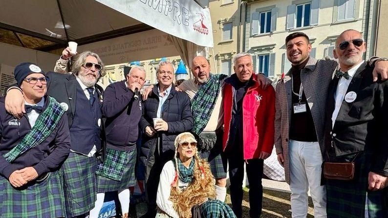 Anche il sindaco e alcuni assessori sono passati dallo Sturla bar Anche il sindaco e alcuni assessori sono passati dallo Sturla bar
