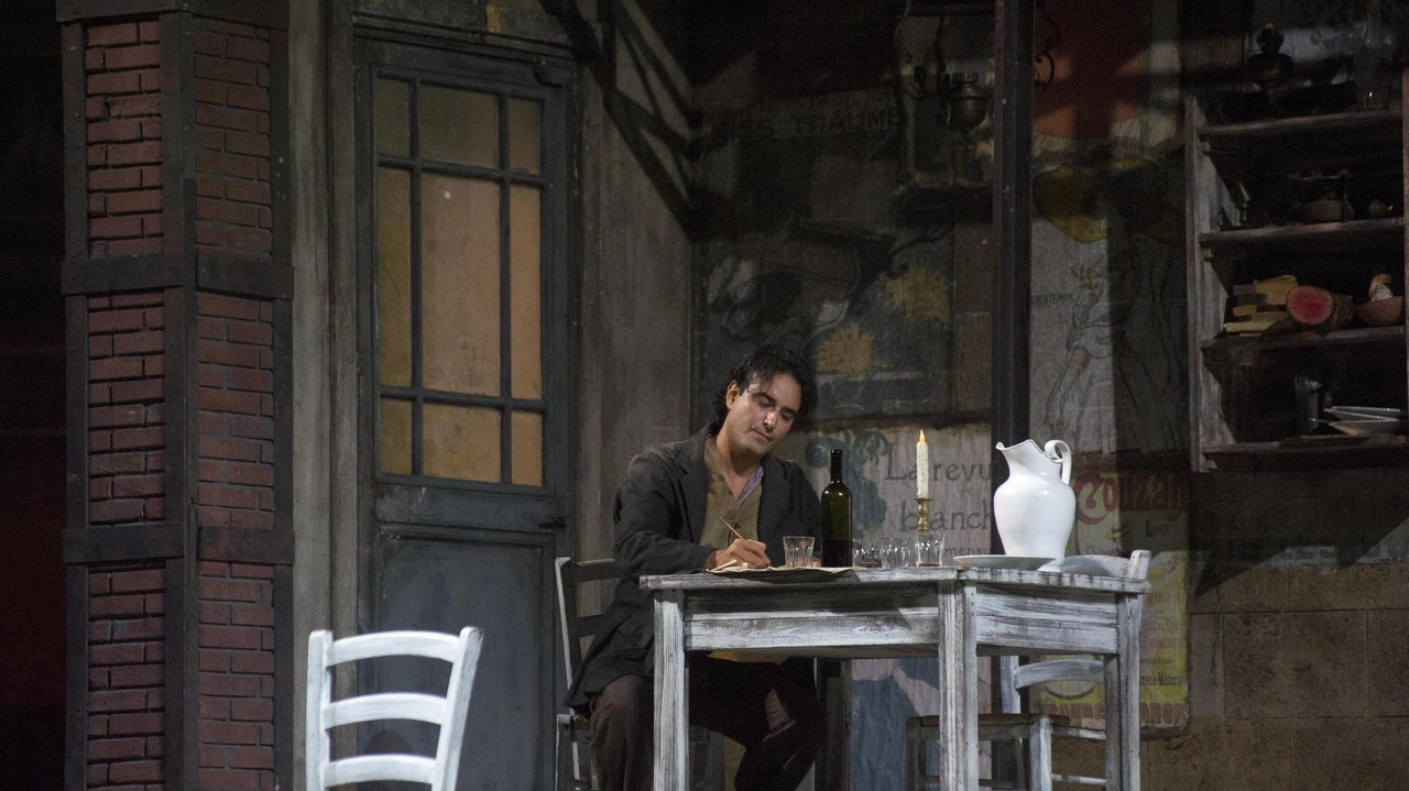Carlo Raffaelli come Rodolfo nell’opera della Bohème (foto di Giorgio Andreuccetti) Carlo Raffaelli come Rodolfo nell’opera della Bohème (foto di Giorgio Andreuccetti)