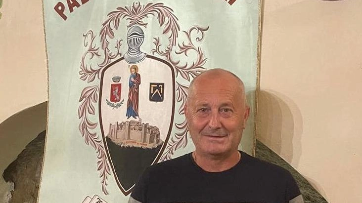 Massimo Bolici è il nuovo presidente dell'Associazione Sagra San Giuseppe di Torrita di Siena, subentrando a Yuri Cardini. Proveniente dalla contrada Stazione, Bolici si prepara a guidare l'associazione, con il sostegno dell'amministrazione comunale e delle altre contrade. Massimo Bolici è il nuovo presidente dell'Associazione Sagra San Giuseppe di Torrita di Siena, subentrando a Yuri Cardini. Proveniente dalla contrada Stazione, Bolici si prepara a guidare l'associazione, con il sostegno dell'amministrazione comunale e delle altre contrade.