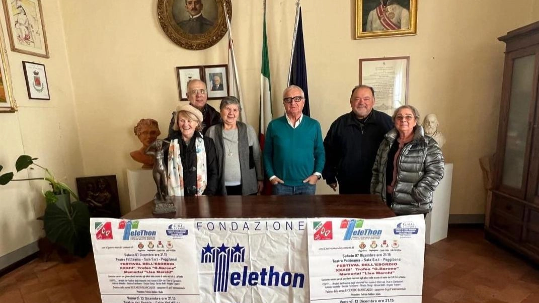 Alla presentazione il sindaco Piero Pii, il responsabile Telethon per la Valdelsa Fabrizio Baldini, la Presidente della U.I.L.D.M. di Firenze, Anna Rontini Alla presentazione il sindaco Piero Pii, il responsabile Telethon per la Valdelsa Fabrizio Baldini, la Presidente della U.I.L.D.M. di Firenze, Anna Rontini
