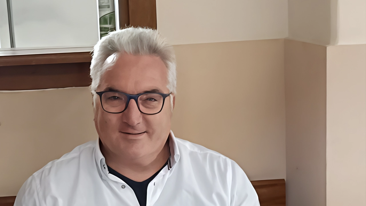 L’ex sindaco di San Giuliano Terme Sergio Di Maio, ha ricoperto anche l’incarico di presidente della Società della Salute area pisana L’ex sindaco di San Giuliano Terme Sergio Di Maio, ha ricoperto anche l’incarico di presidente della Società della Salute area pisana