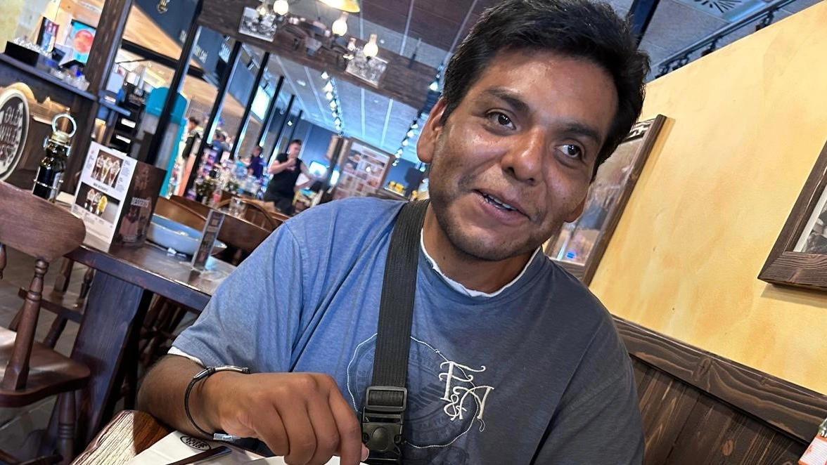 Una delle foto di Guillermo Ever Zambelli, 39 anni, diffuse dalla Prefettura di Perugia
