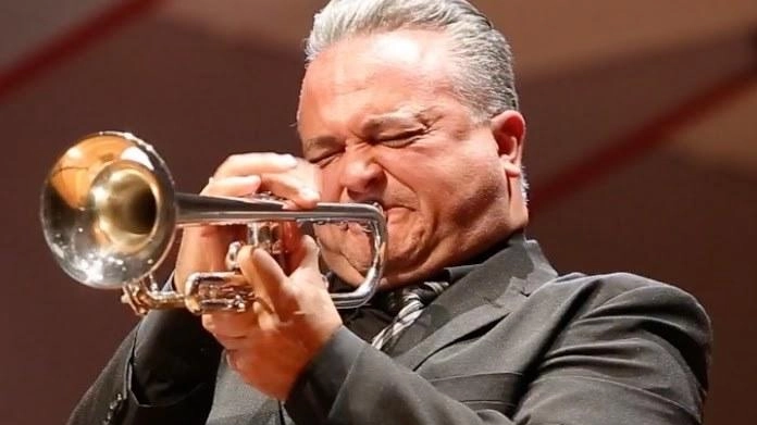 ll trombettista viareggino Andrea Tofanelli è stato chiamato dal Teatro Niccolini di Firenze (il teatro più antico della città) come...