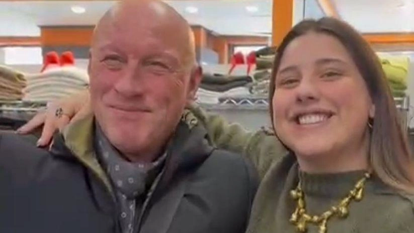 Emilio e Martina Mori apriranno il negozio di grandi firme in piazza Alberica: un outlet per tutte le età Emilio e Martina Mori apriranno il negozio di grandi firme in piazza Alberica: un outlet per tutte le età