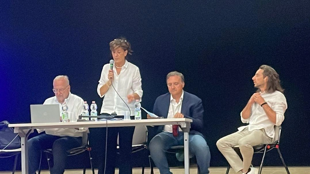 L’incontro pubblico sul futuro delle terme a Chianciano L’incontro pubblico sul futuro delle terme a Chianciano