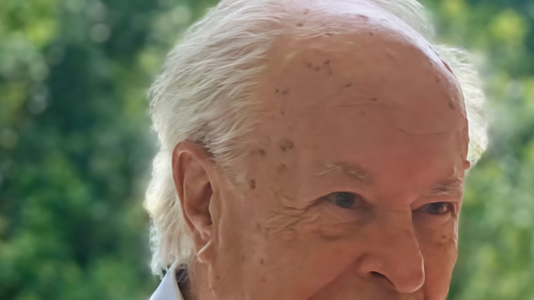 Valerio Silicani aveva 87 anni e fu amministratore dei più importanti condomini come il palazzo degli. uffici, la galleria e tanti altri. Ebbe un avviato ufficio di consulenza del lavoro, il più antico della città