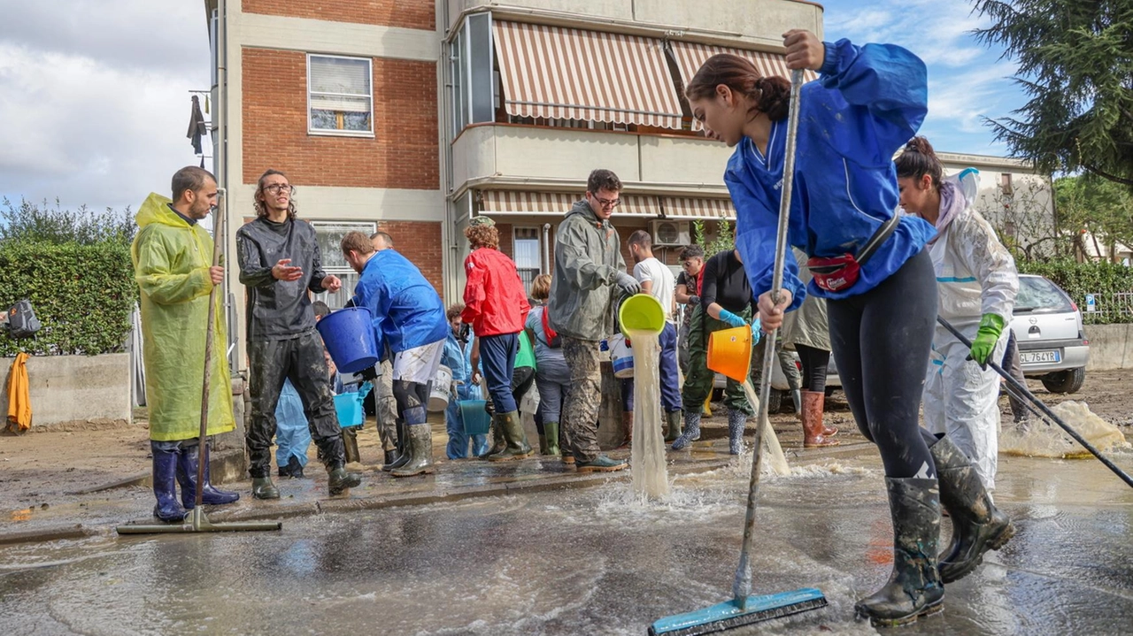 Strade allagate per l’alluvione 2023