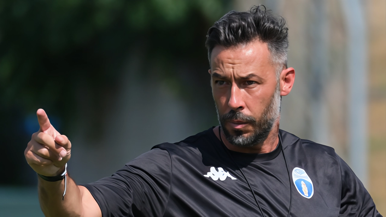 Marco Bonura, 45 anni, potrebbe finire sulla panchina rossoblù