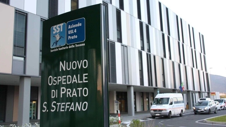 L'ospedale di Prato (Foto Ansa) L'ospedale di Prato (Foto Ansa)