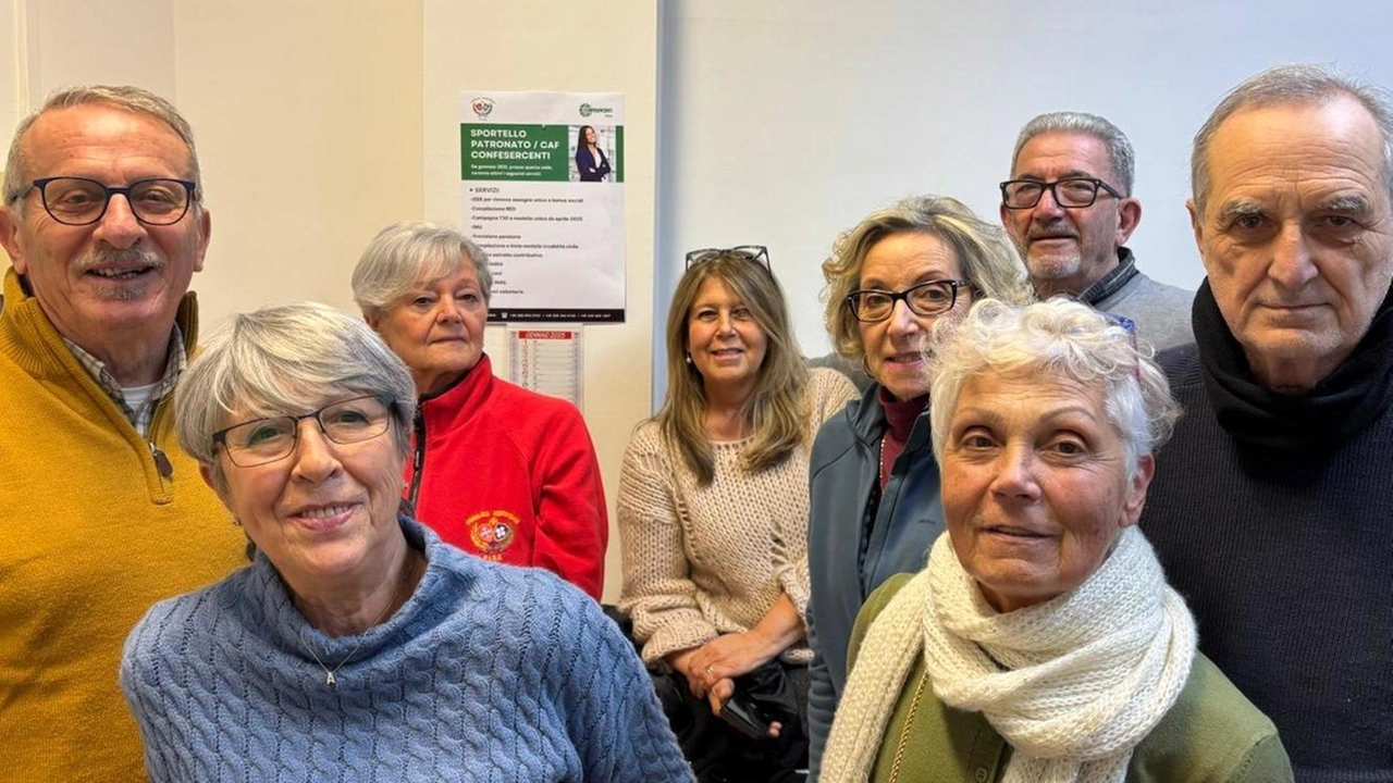 I volontari nella sede della Pubblica Assistenza in via Fiorentina a Riglione I volontari nella sede della Pubblica Assistenza in via Fiorentina a Riglione