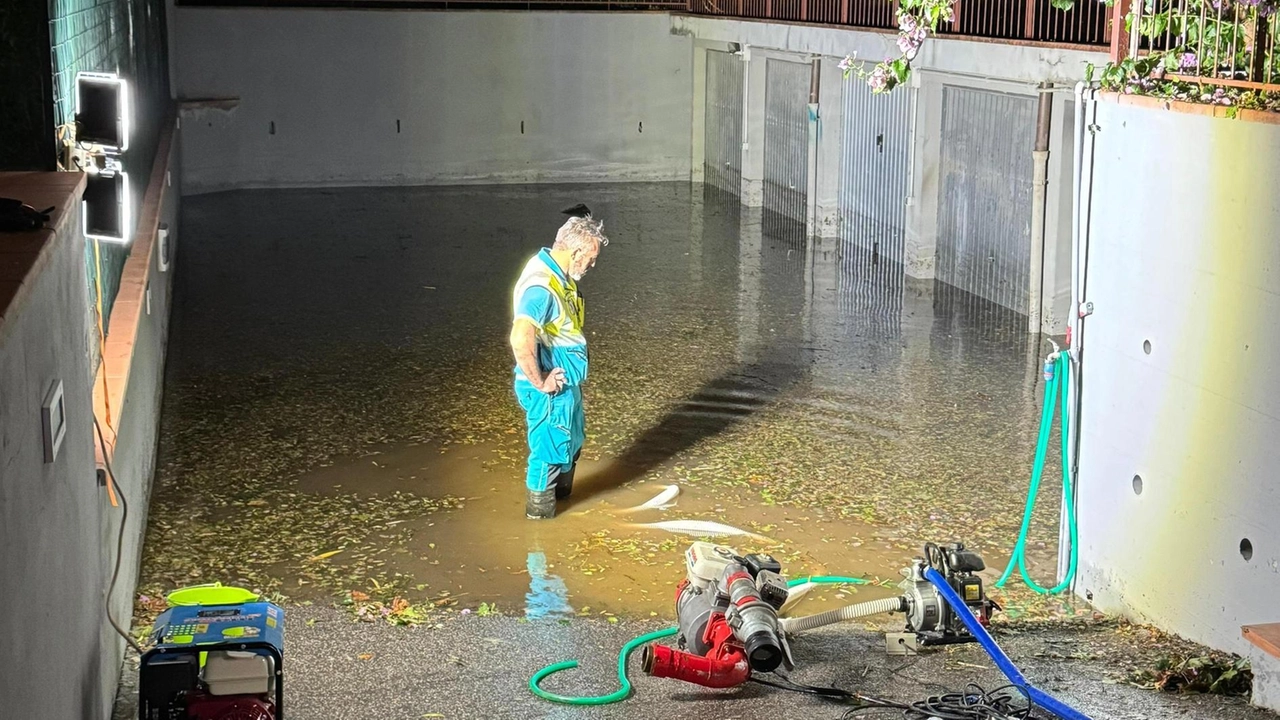 Garage allagati a Montemurlo dopo il recente nubifragio del 20 agosto scorso Garage allagati a Montemurlo dopo il recente nubifragio del 20 agosto scorso