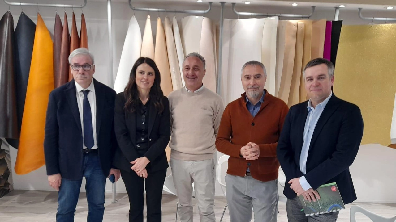 Nella foto Vittorio Gabbanini, l’onorevole Simona Bonafè, Michele Matteoli, Giampiero Gemignani e Marco Cavallini Nella foto Vittorio Gabbanini, l’onorevole Simona Bonafè, Michele Matteoli, Giampiero Gemignani e Marco Cavallini