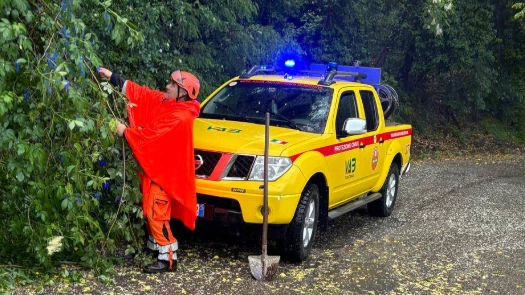 L'intervento della Vab Valdisieve durante l'emergenza maltempo di lunedì 5 maggio L'intervento della Vab Valdisieve durante l'emergenza maltempo di lunedì 5 maggio