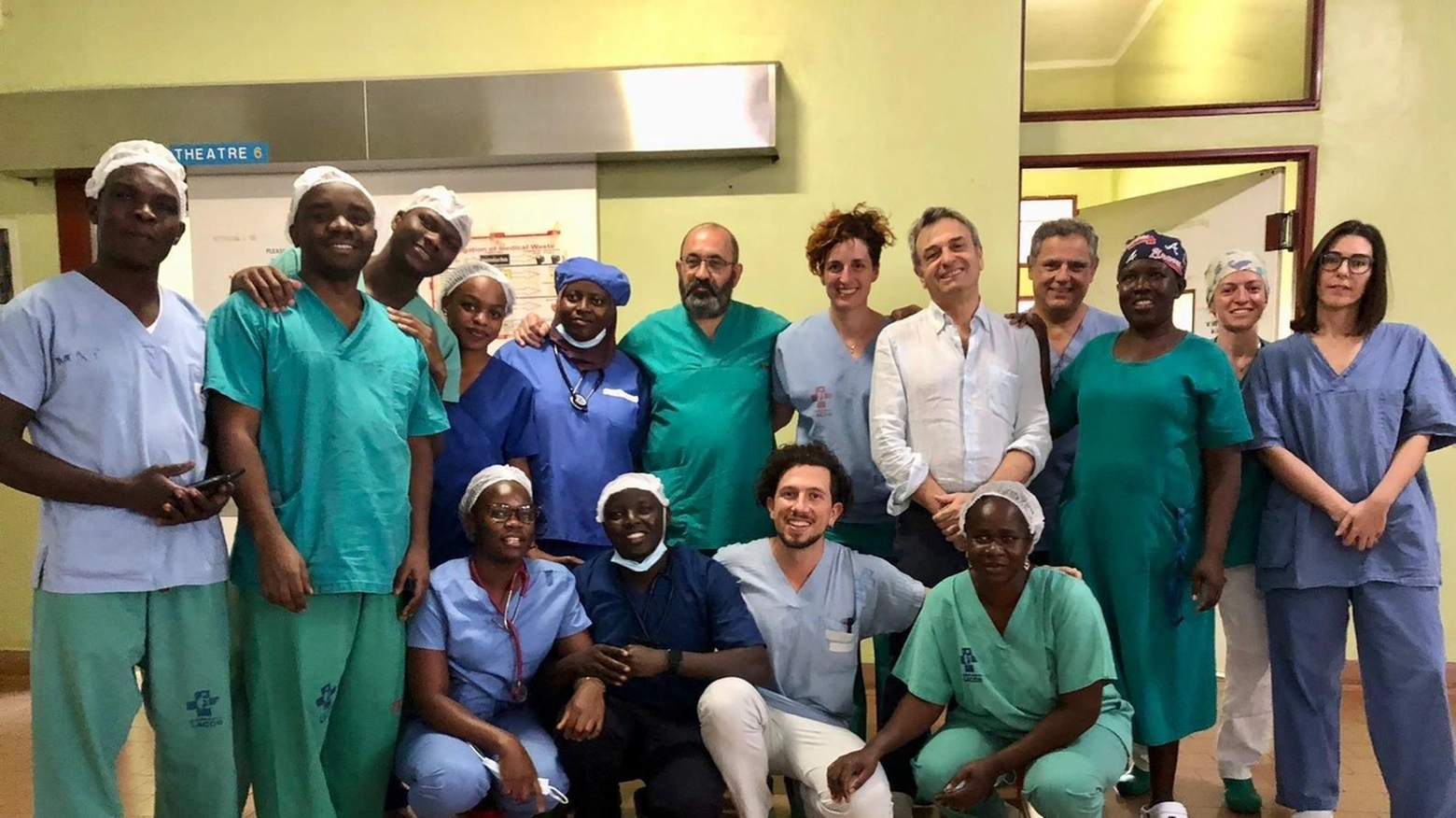 Medici toscani rientrati da missione chirurgica in Uganda all'Ospedale Mary’s Lacor Hospital a Gulu. Progetto di miglioramento delle capacità diagnostiche sostenuto dalla Toscana da oltre 10 anni.