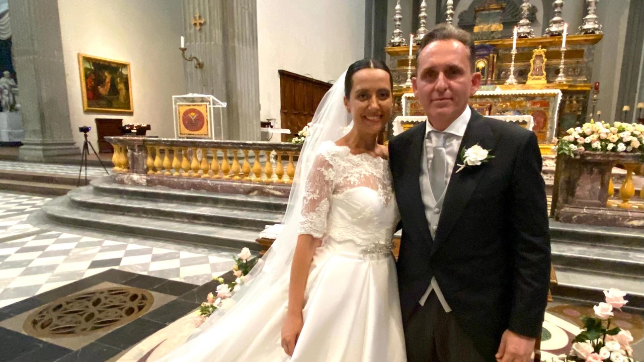 Gli sposi Rossella Conte e Marco Duvina Gli sposi Rossella Conte e Marco Duvina
