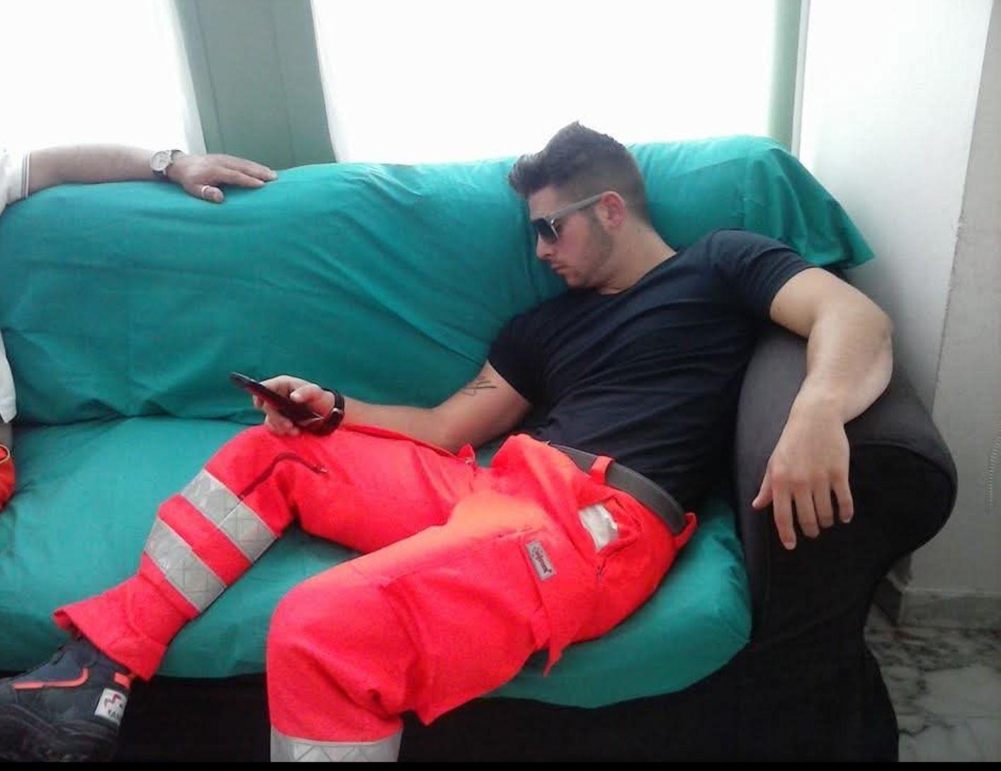 Marco Riccomagno, chi era la vittima dell’incidente in Versilia. Lascia una moglie incinta Marco Riccomagno, chi era la vittima dell’incidente in Versilia. Lascia una moglie incinta