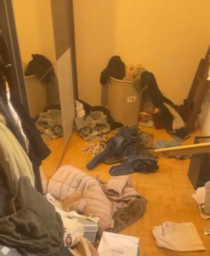 https://www.lanazione.it/image-service/view/acePublic/alias/contentid/Njk3Njg5NjktNzA3Zi00/0/morto-per-infarto-dopo-il-furto-i-ladri-rubano-in-casa-della-figlia.jpeg?f=1.90:1&h=630