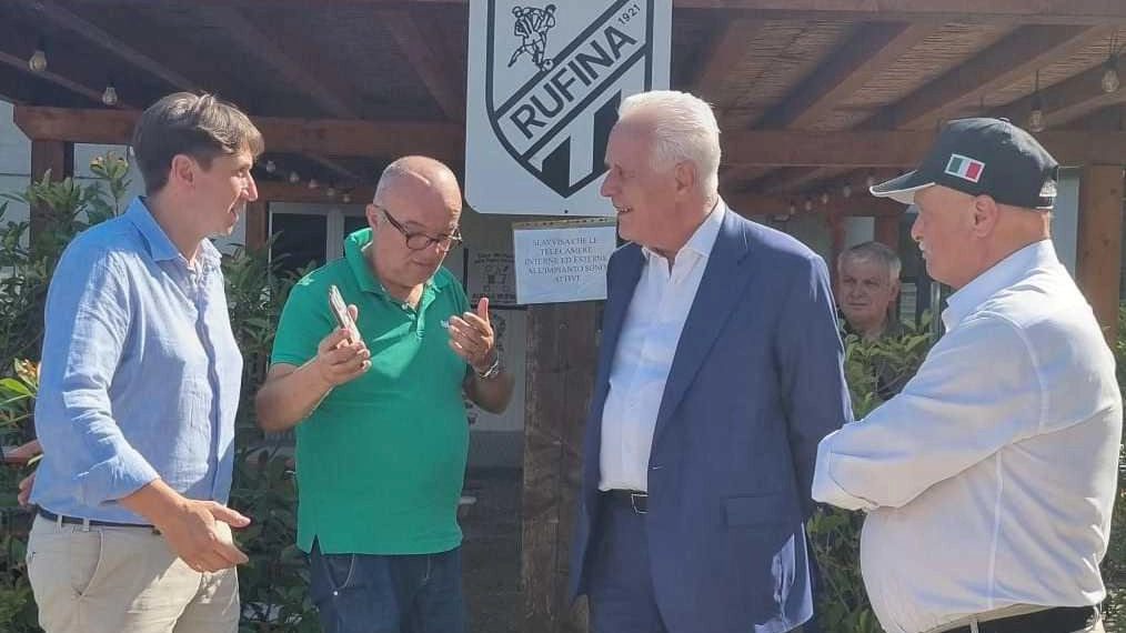 Il sopralluogo del governatore regionale Eugenio Giani al campo dell’Audax Rufina Il sopralluogo del governatore regionale Eugenio Giani al campo dell’Audax Rufina