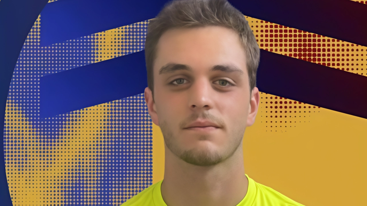 Il portiere classe 2004 Francesco Di Biagio è il nuovo numero uno del Camaiore, in serie D. Mister Pietro Cristiani l’aveva già avuto con sé al Tau Il portiere classe 2004 Francesco Di Biagio è il nuovo numero uno del Camaiore, in serie D. Mister Pietro Cristiani l’aveva già avuto con sé al Tau