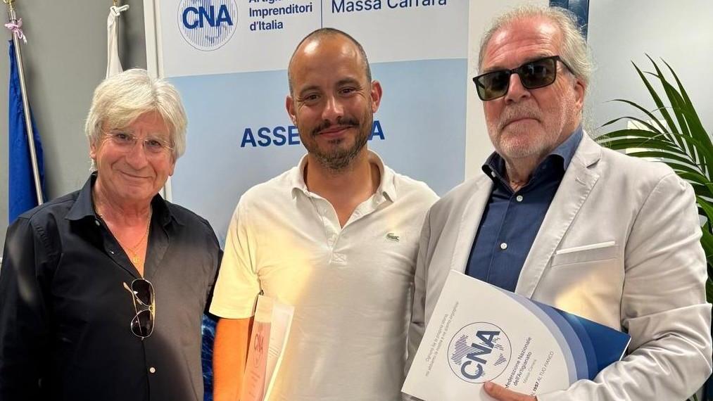Costa e Lunigiana a braccetto. La Cna turismo e commercio punta su Pierangelo Caponi Costa e Lunigiana a braccetto. La Cna turismo e commercio punta su Pierangelo Caponi