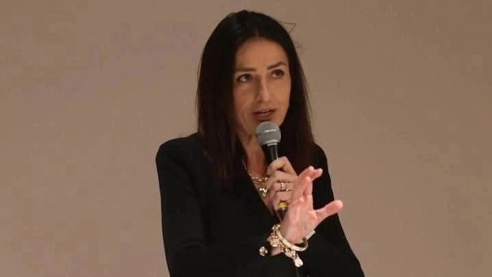 La capogruppo dell’opposizione in consiglio comunale Barbara Pisani, “La Porcari che vogliamo“ incalza il sindaco, Leonardo Fornaciari, sul ricorso al presidente della Repubblica La capogruppo dell’opposizione in consiglio comunale Barbara Pisani, “La Porcari che vogliamo“ incalza il sindaco, Leonardo Fornaciari, sul ricorso al presidente della Repubblica