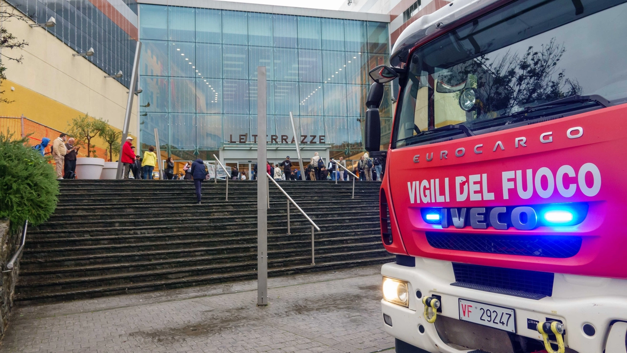 I vigili del fuoco sono prontamente intervenuti per la messa in sicurezza I vigili del fuoco sono prontamente intervenuti per la messa in sicurezza