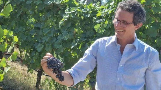 L’erede della dinastia Giuseppe Pancrazi alla guida della storica tenuta dei Marchesi Pancrazi di Montemurlo L’erede della dinastia Giuseppe Pancrazi alla guida della storica tenuta dei Marchesi Pancrazi di Montemurlo