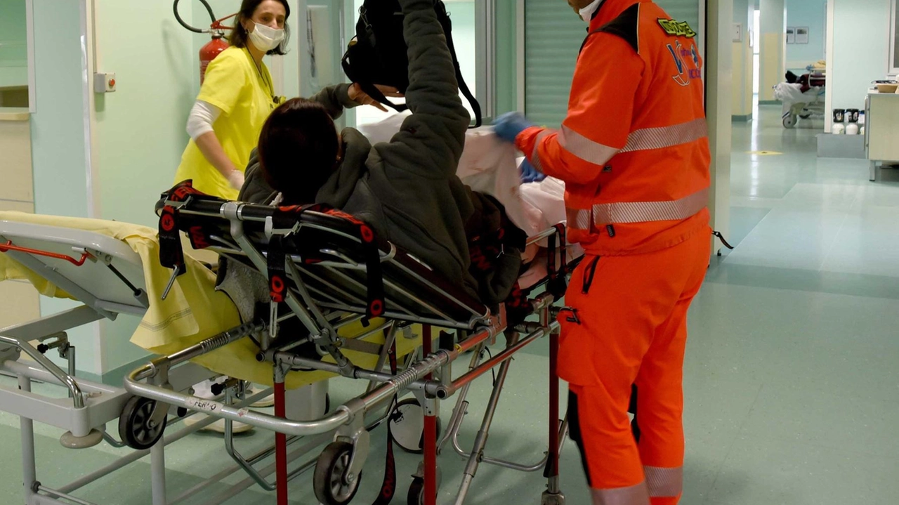 Ogni giorno un vero assalto al Pronto soccorso del San Luca (foto archivio)