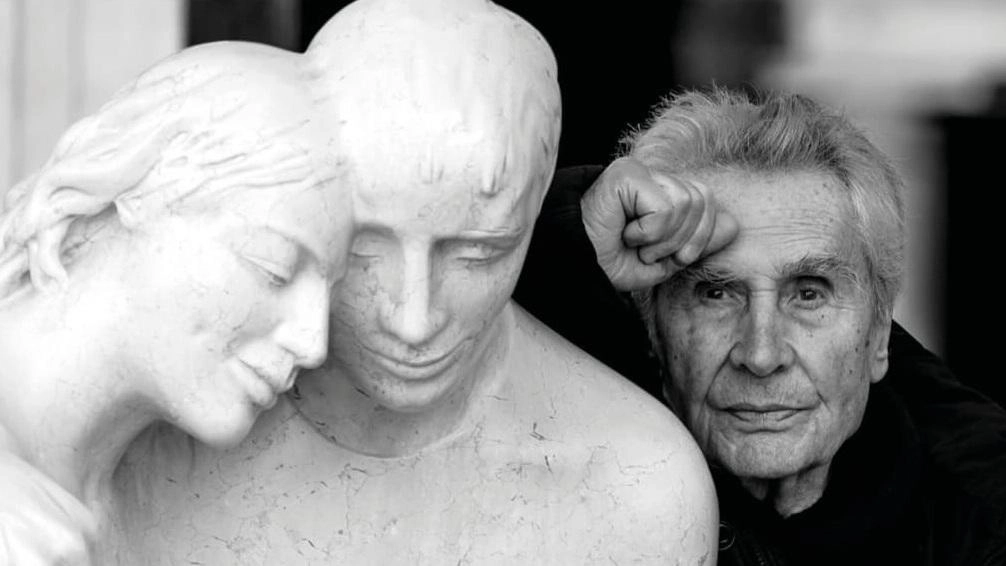 È morto Giuliano Vangi. Un gigante della scultura che amava la Piccola Atene: "Il nuovo Michelangelo"