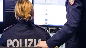 Verso maxi inchiesta su Phica.eu e sul gruppo Facebook Mia Moglie. “Anche foto di minori nelle piattaforme”