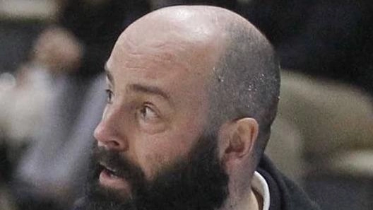 Col dubbio legato alle condizioni del centro Gianluca Prosek, uscito molto dolorante ad una mano dal match di Collegno, la... Col dubbio legato alle condizioni del centro Gianluca Prosek, uscito molto dolorante ad una mano dal match di Collegno, la...