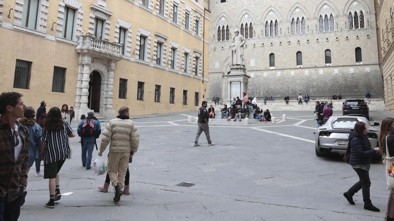 Rocca Salimbeni: "Confermato il crescente interesse, grazie al miglioramento dei risultati". Report degli analisti di Deutsche Bank: "Opportunità attraente" il matrimonio con Banco Bpm. Rocca Salimbeni: "Confermato il crescente interesse, grazie al miglioramento dei risultati". Report degli analisti di Deutsche Bank: "Opportunità attraente" il matrimonio con Banco Bpm.