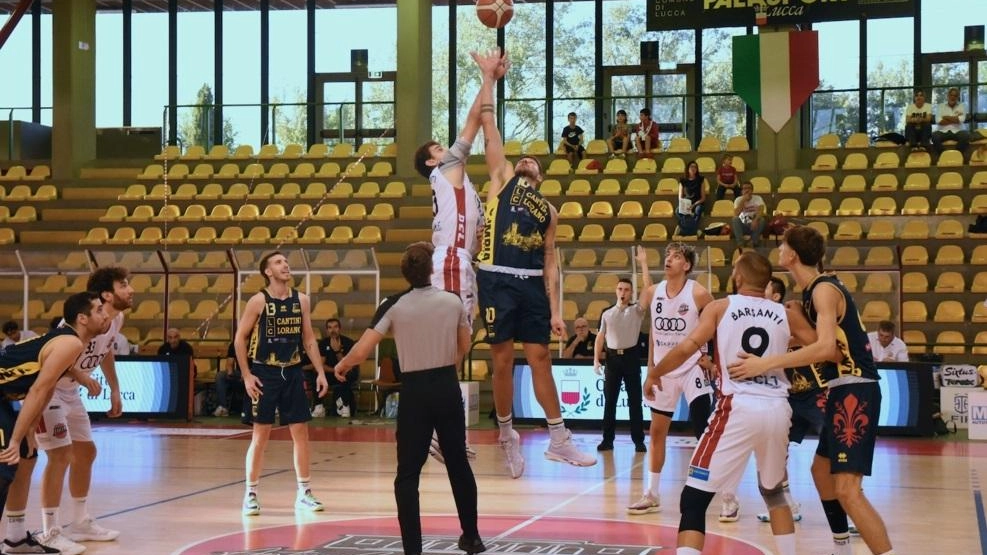 Basket maschile serie B Interregionale. Lucchesi a Firenze nella gara che apre il girone di ritorno. Poi dall’8 dicembre un vero tour de force Basket maschile serie B Interregionale. Lucchesi a Firenze nella gara che apre il girone di ritorno. Poi dall’8 dicembre un vero tour de force
