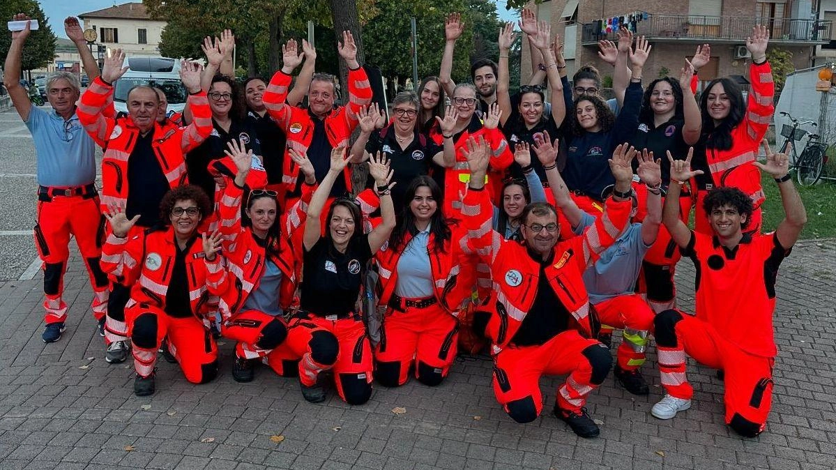Ecco la squadra dei volontari della Pubblica Assistenza di Monteroni D’Arbia che rendono servizi alla comunità Ecco la squadra dei volontari della Pubblica Assistenza di Monteroni D’Arbia che rendono servizi alla comunità