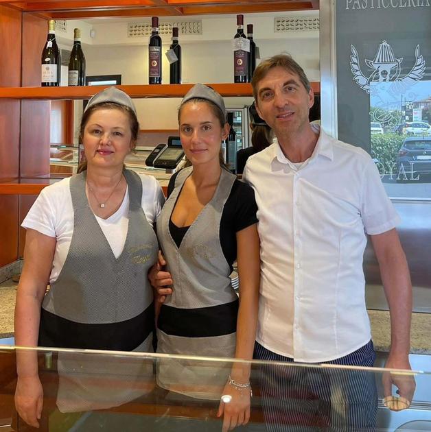 la pasticceria royal cambia gestione