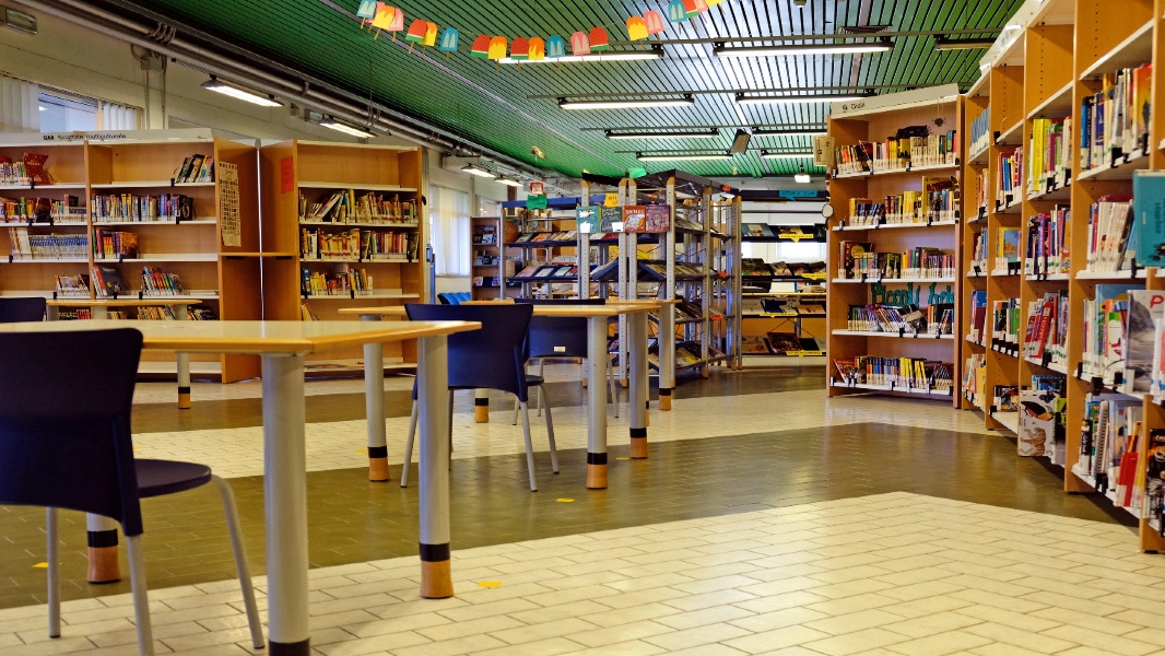 Prato, le iniziative nelle biblioteche comunali: giochi in scatola e letture animate