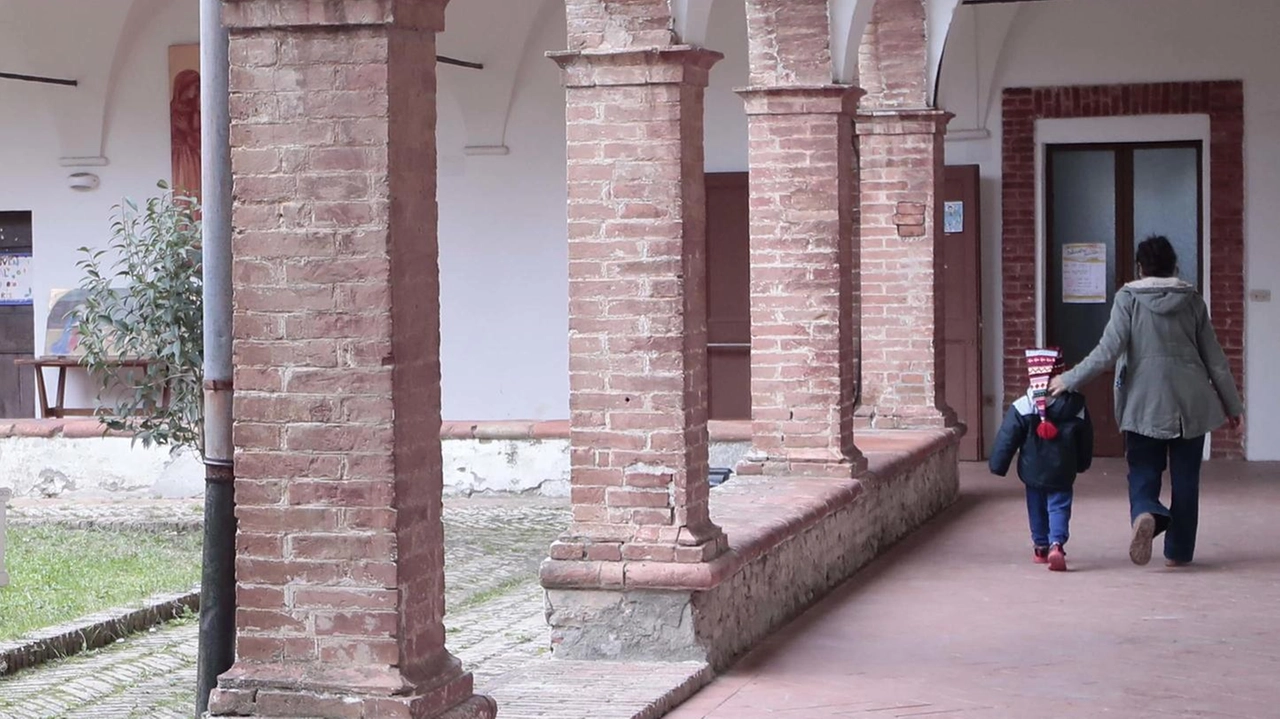 Polemica in Consiglio comunale sul trasferimento dei bambini della scuola primaria di Colleverde dall’Osservanza all’Emiciclo di San Miniato Polemica in Consiglio comunale sul trasferimento dei bambini della scuola primaria di Colleverde dall’Osservanza all’Emiciclo di San Miniato