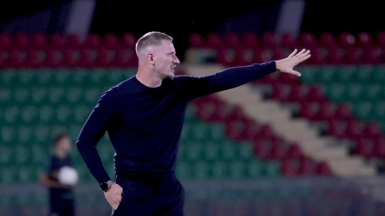 Oggi alle 13 la consueta conferenza stampa di mister Ignazio Abate che farà il punto sulla gara. di domenica contro l’Arezzo, big match della settima giornata Oggi alle 13 la consueta conferenza stampa di mister Ignazio Abate che farà il punto sulla gara. di domenica contro l’Arezzo, big match della settima giornata