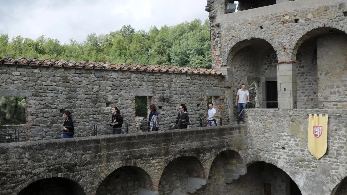 Il castello di Lusuolo presto cambierà volto, grazie a un nuovo progetto di valorizzazione e allestimento museale, finanziato con 300mila...