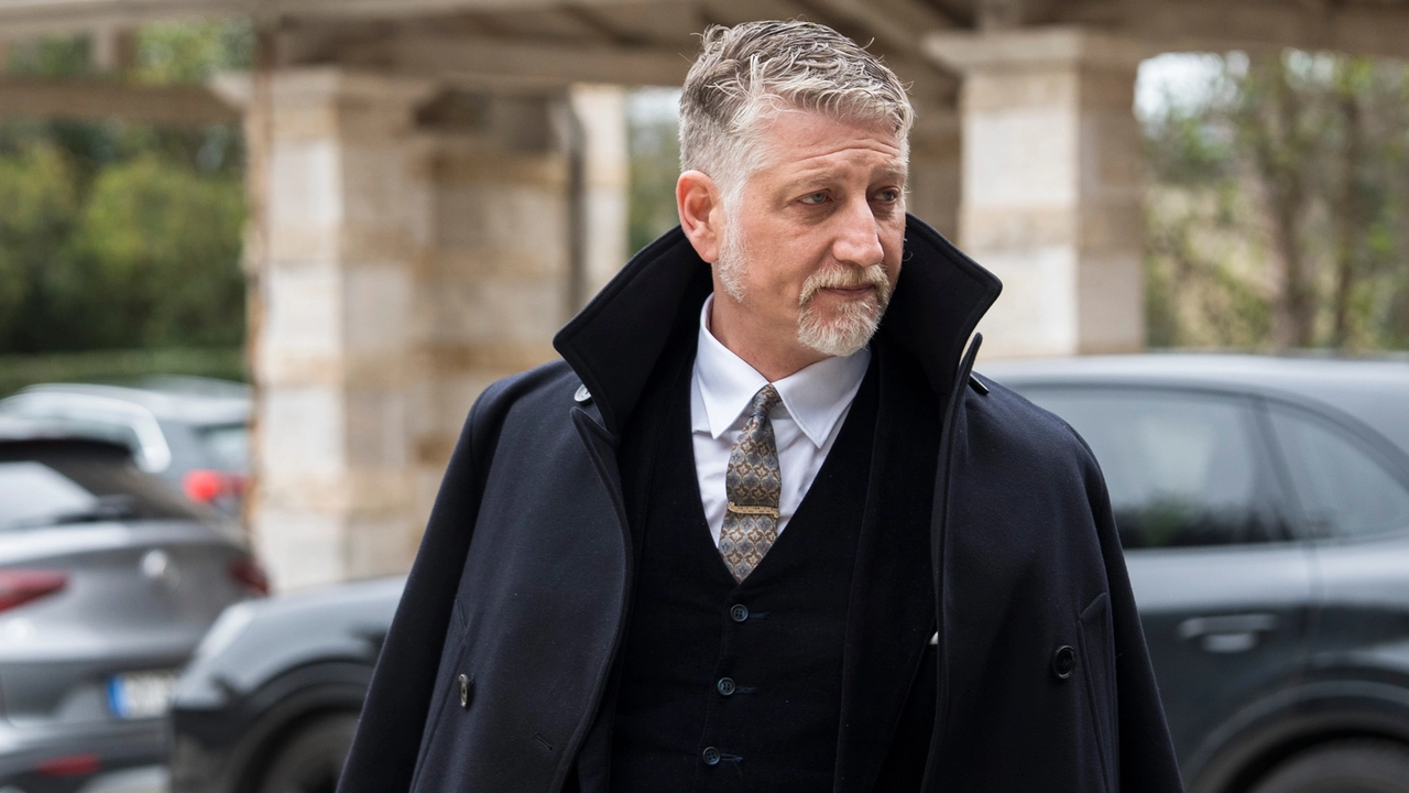 Alessandro Giuli, ministro della Cultura
