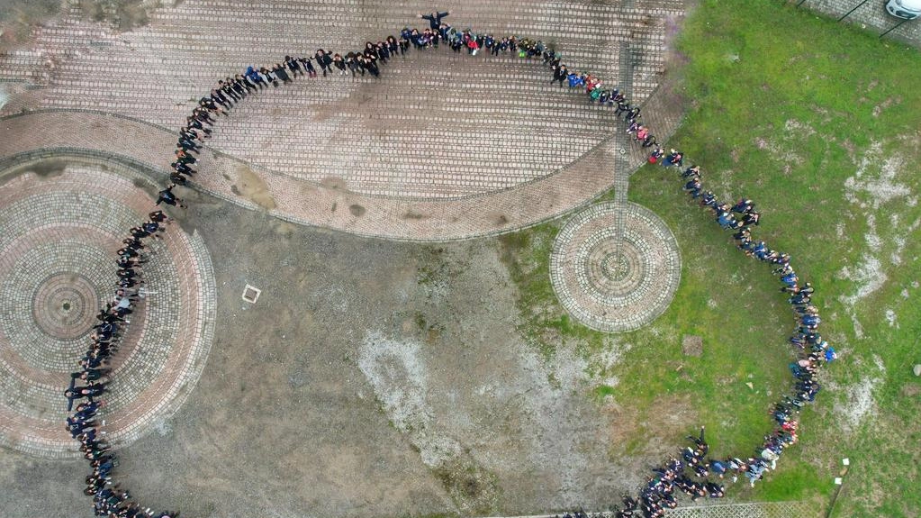 Oltre duecento scout di quattro gruppi scout Agesci della provincia di Lucca si sono incontrati a Castelnuovo per celebrare il... Oltre duecento scout di quattro gruppi scout Agesci della provincia di Lucca si sono incontrati a Castelnuovo per celebrare il...
