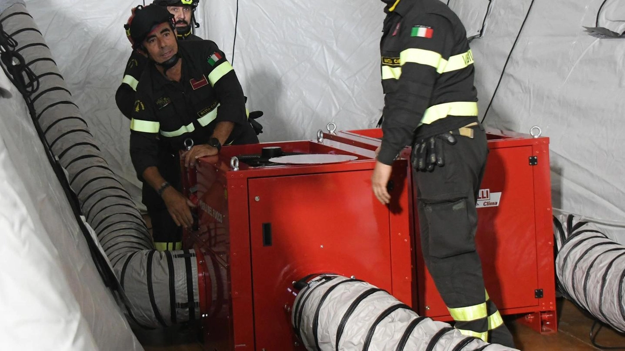 Organizzazione in sofferenza nel comando: mancano almeno dieci persone. Mozione in Regione del M5s per le condizioni precarie della sede di Aulla. Organizzazione in sofferenza nel comando: mancano almeno dieci persone. Mozione in Regione del M5s per le condizioni precarie della sede di Aulla.