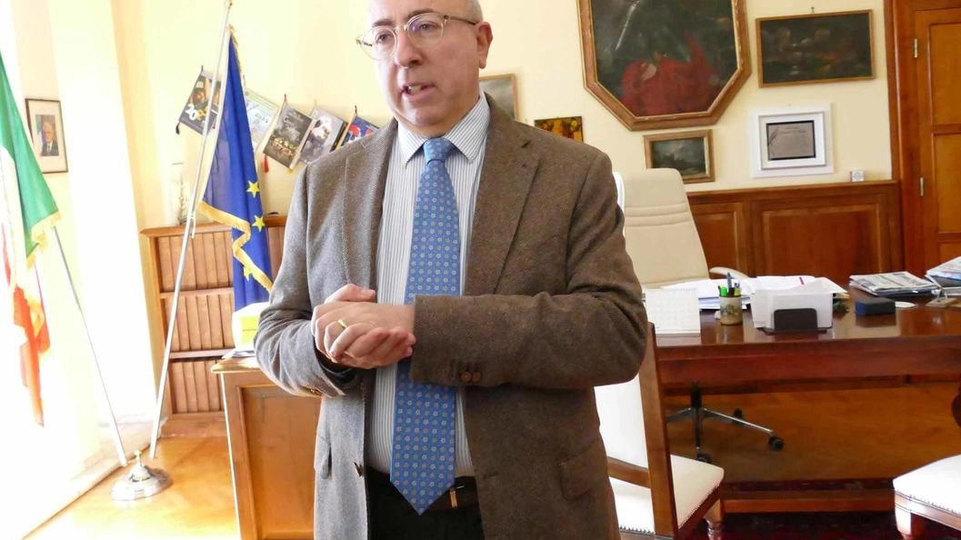 Il prefetto Clemente Di Nuzzo ha incontrato i componenti della Conferenza Zonale del Valdarno e i rappresentanti delle categorie economiche locali Il prefetto Clemente Di Nuzzo ha incontrato i componenti della Conferenza Zonale del Valdarno e i rappresentanti delle categorie economiche locali