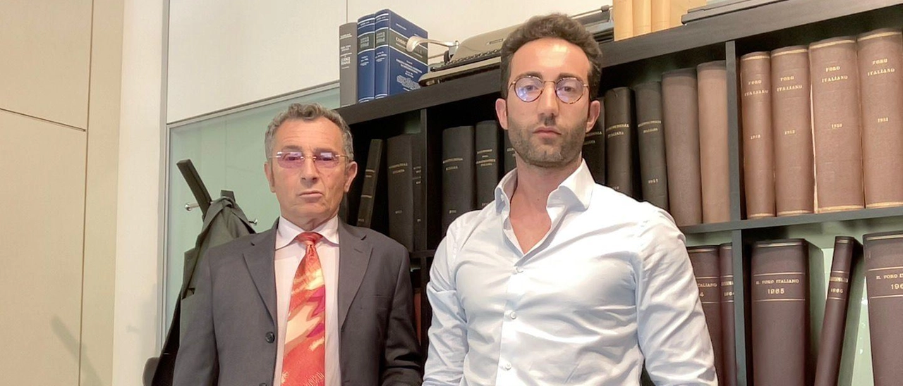 Incontro ravvicinato con la sua ex. L’amante ottantenne ci è ricascato