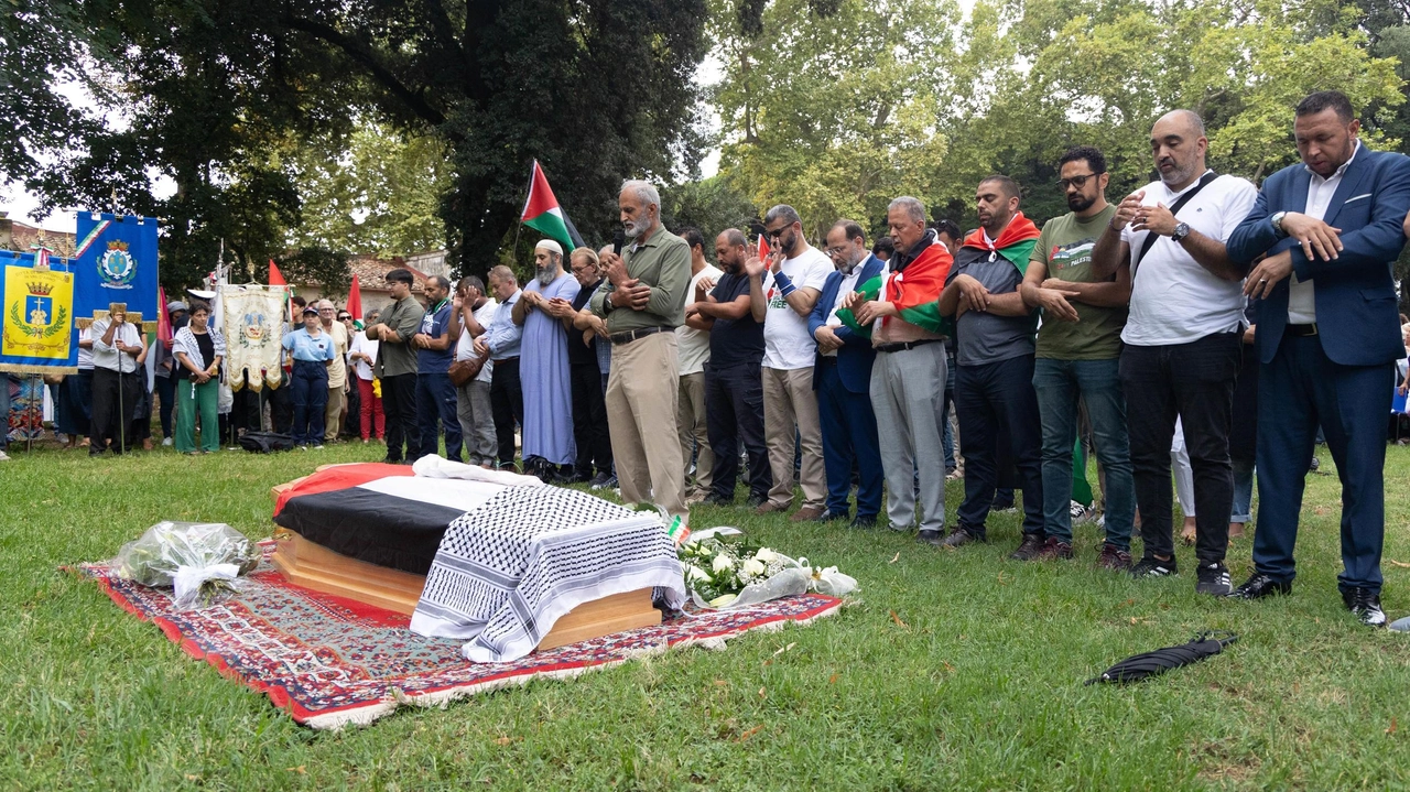 Centinaia al Parco della Pace, Cecchelli: "Sua morte conseguenza genocidio. Non un’eccezione, come si è cercato far credere attaccando i nostri medici". .