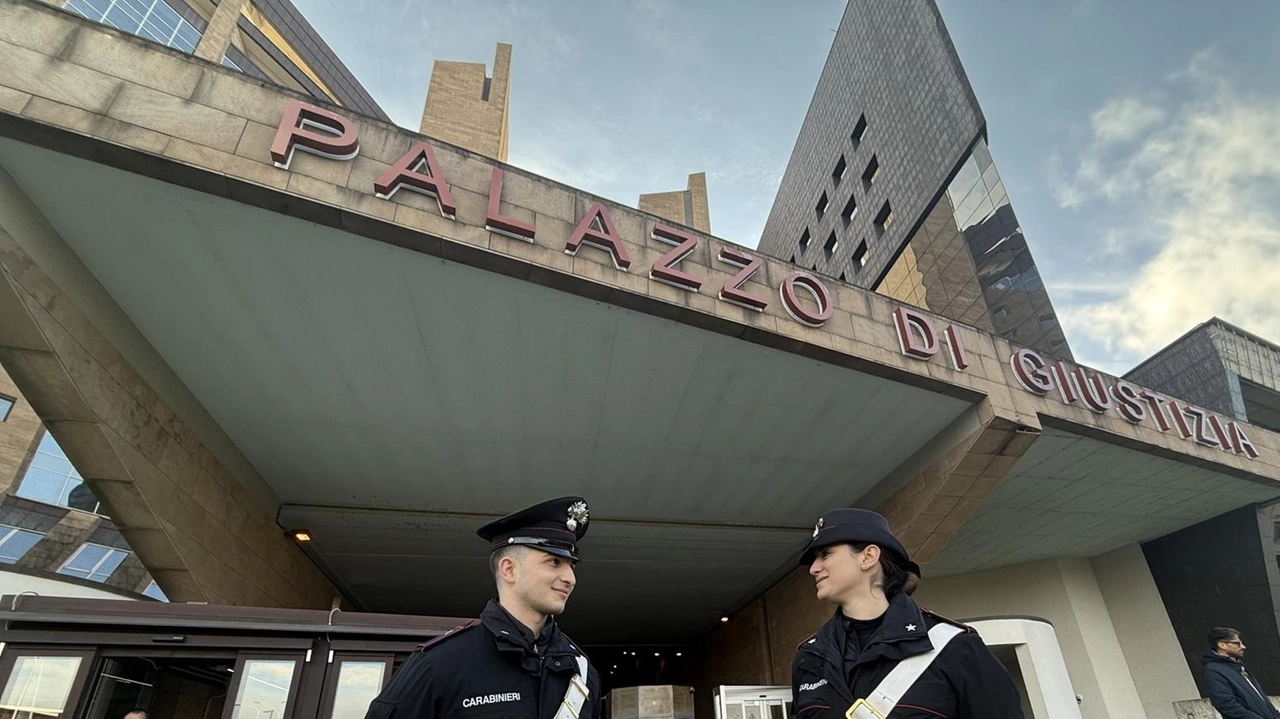 Ieri la sentenza davanti del tribunale di Firenze, che ha condannato quattro dei 13 imputati per le bancarotte ’pilotate’ Ieri la sentenza davanti del tribunale di Firenze, che ha condannato quattro dei 13 imputati per le bancarotte ’pilotate’
