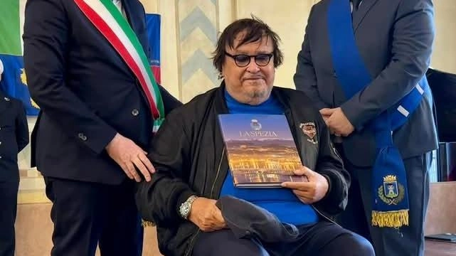 Umberto Smaila assieme al sindaco Peracchini e al presidente del consiglio Piscopo Umberto Smaila assieme al sindaco Peracchini e al presidente del consiglio Piscopo