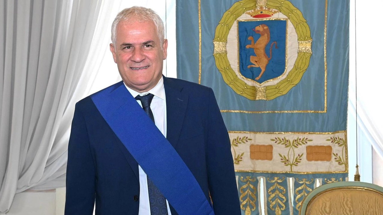 Ieri mattina a Palazzo Ducale il passaggio di consegne con il presidente uscente Menesini "La prima cosa che farò sarà un incontro con tutti i dirigenti e il segretario generale".