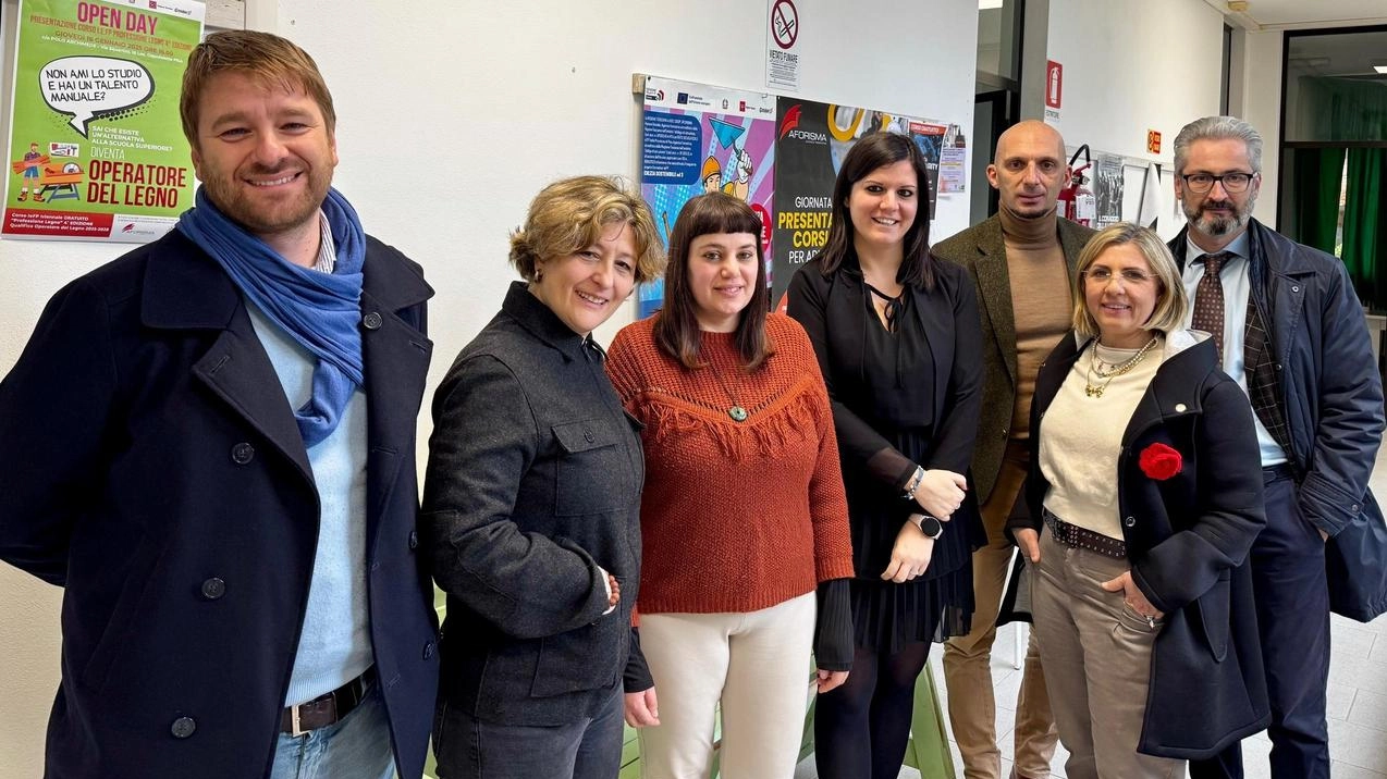 L’inaugurazione del «Punto di facilitazione digitale» di Vicopisano